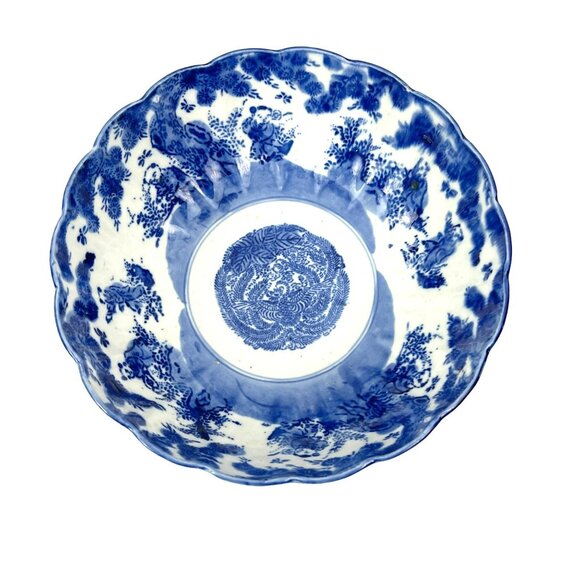 Japanese Century Blue and White Katagami Porcelain Bowl - Picture 7 of 9